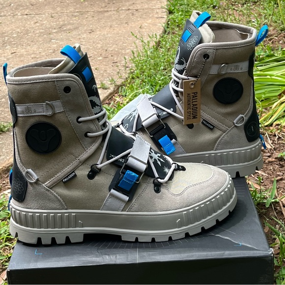 🆕 PalladiumMens Boots Size 14
Dune color . Size 14 - Picture 9 of 9